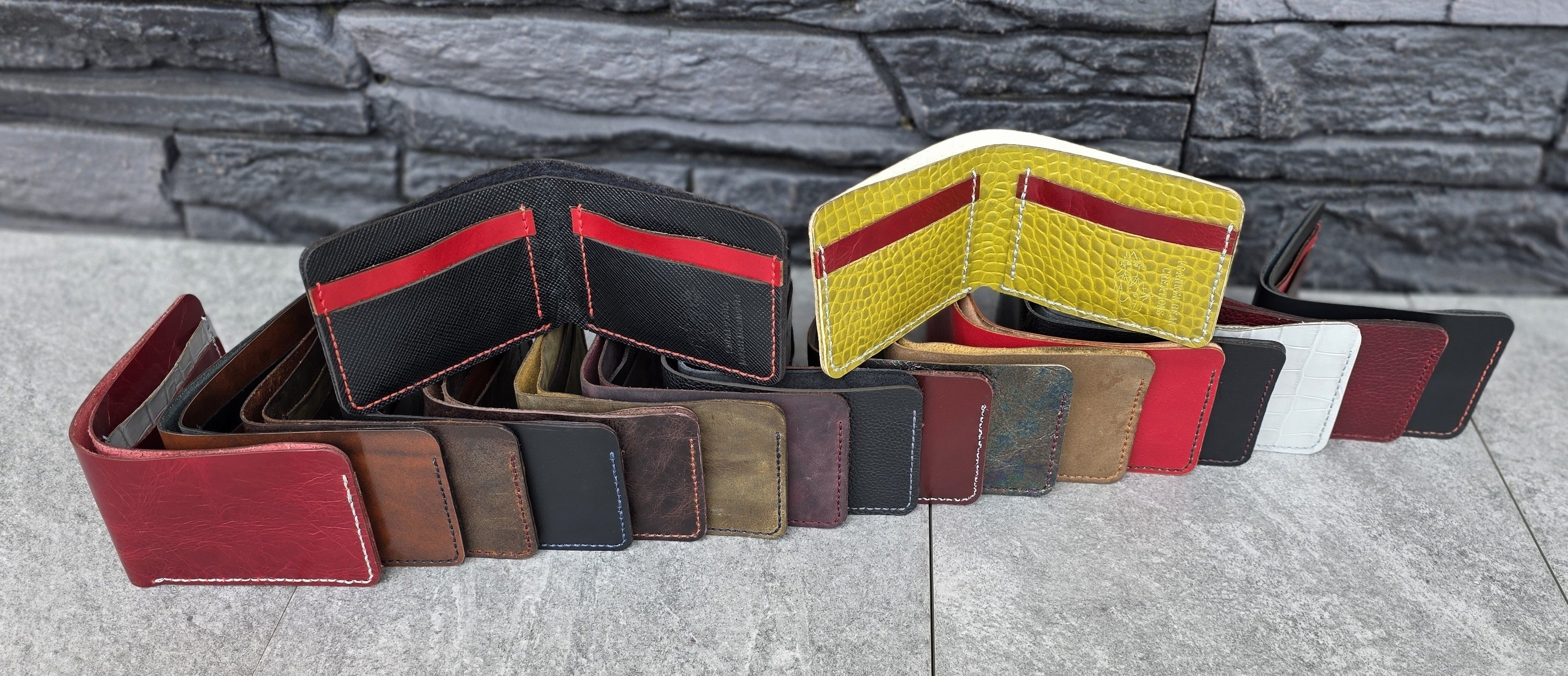 Traditional Bi-Fold