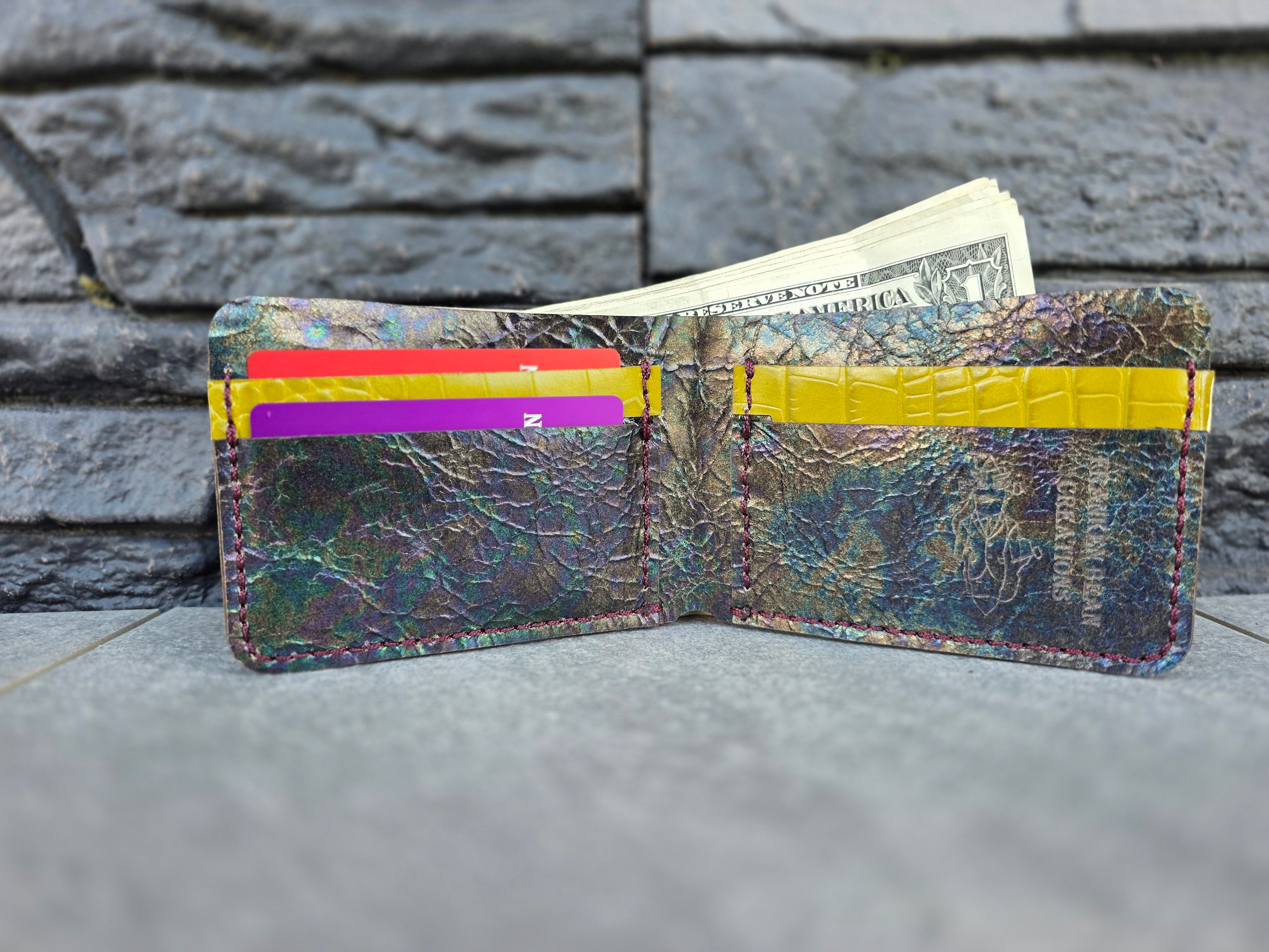 Traditional Bi-Fold (12)