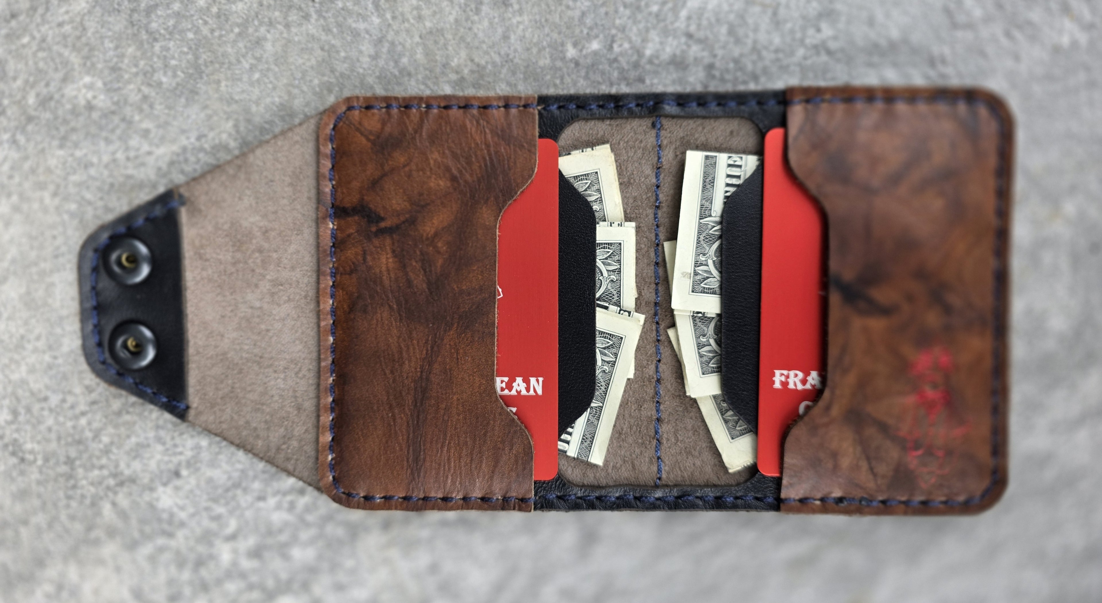 Minimum Chaos Snap Wallet 2